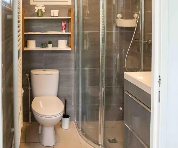 Apartamento Lilya House Saint-Pierre-du-Perray